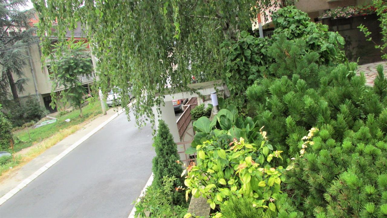 Apartment B&s *